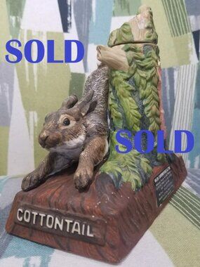 Old Commonwealth Distillery Cottontail Decanter 1981 Collector LE Porcelain Rare